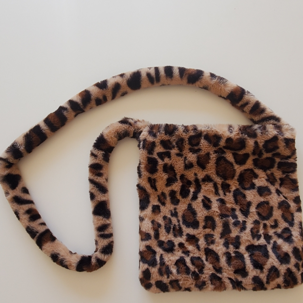 faux fur animal print purse